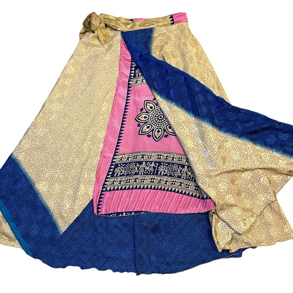 100% Silk Indian Art Reversible Sari Wrap Skirt - Picture 4 of 8